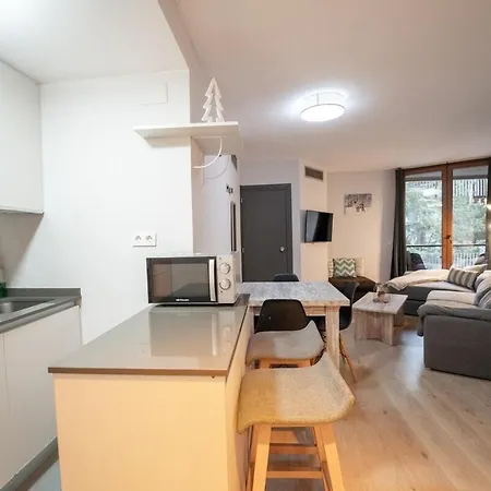 Familiar Baqueira 1500 Apartment *